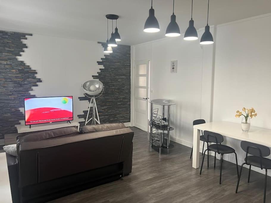 Appartement Proche Des Facs Lebon Clermont-Ferrand Eksteriør bilde